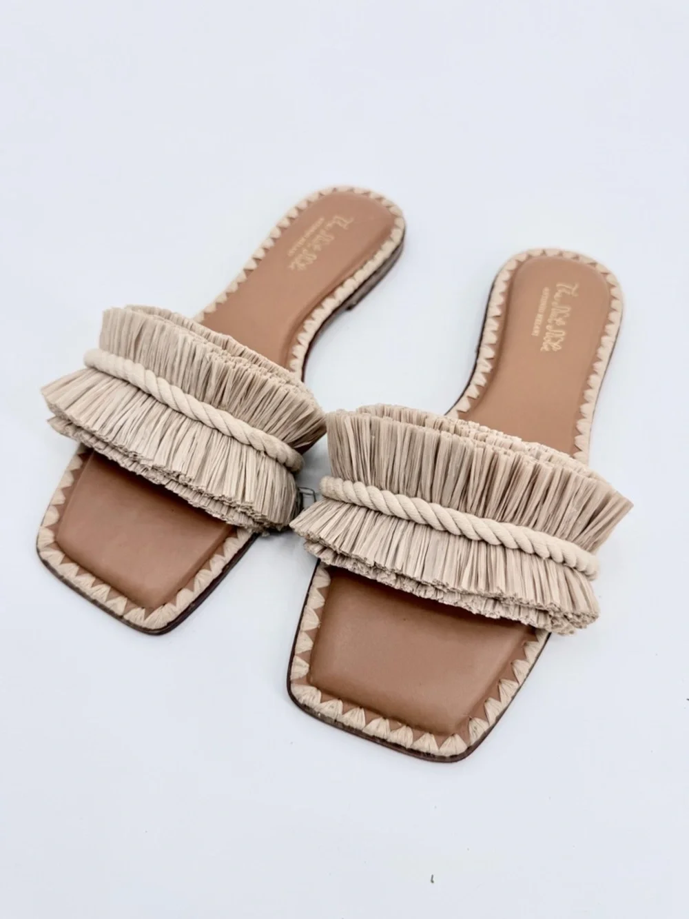 ANTONIO MELANI X THE NAT NOTE Madruga Raffia Fringe Flat Slide Sandals Natural